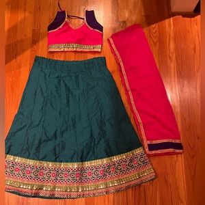 Kids Pink & Green Lehnga (INDIAN SIZE 34) (UNHAMMED AT WAIST OF LEHNGA